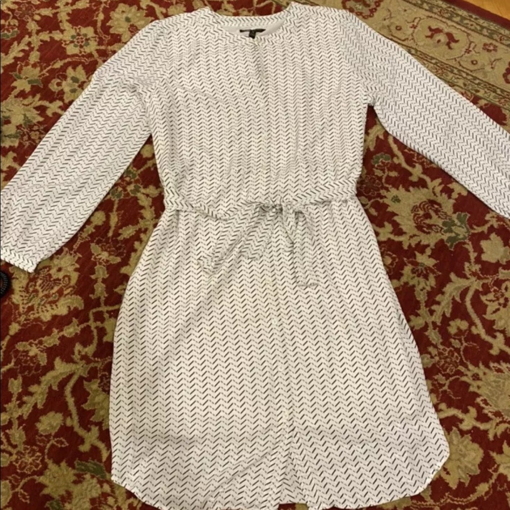 Banana Republic black/white print dress sz 14. New